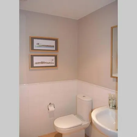 Precioso Adosado En Urbanizacion Con Campo De Golf 度假居 米尼奥